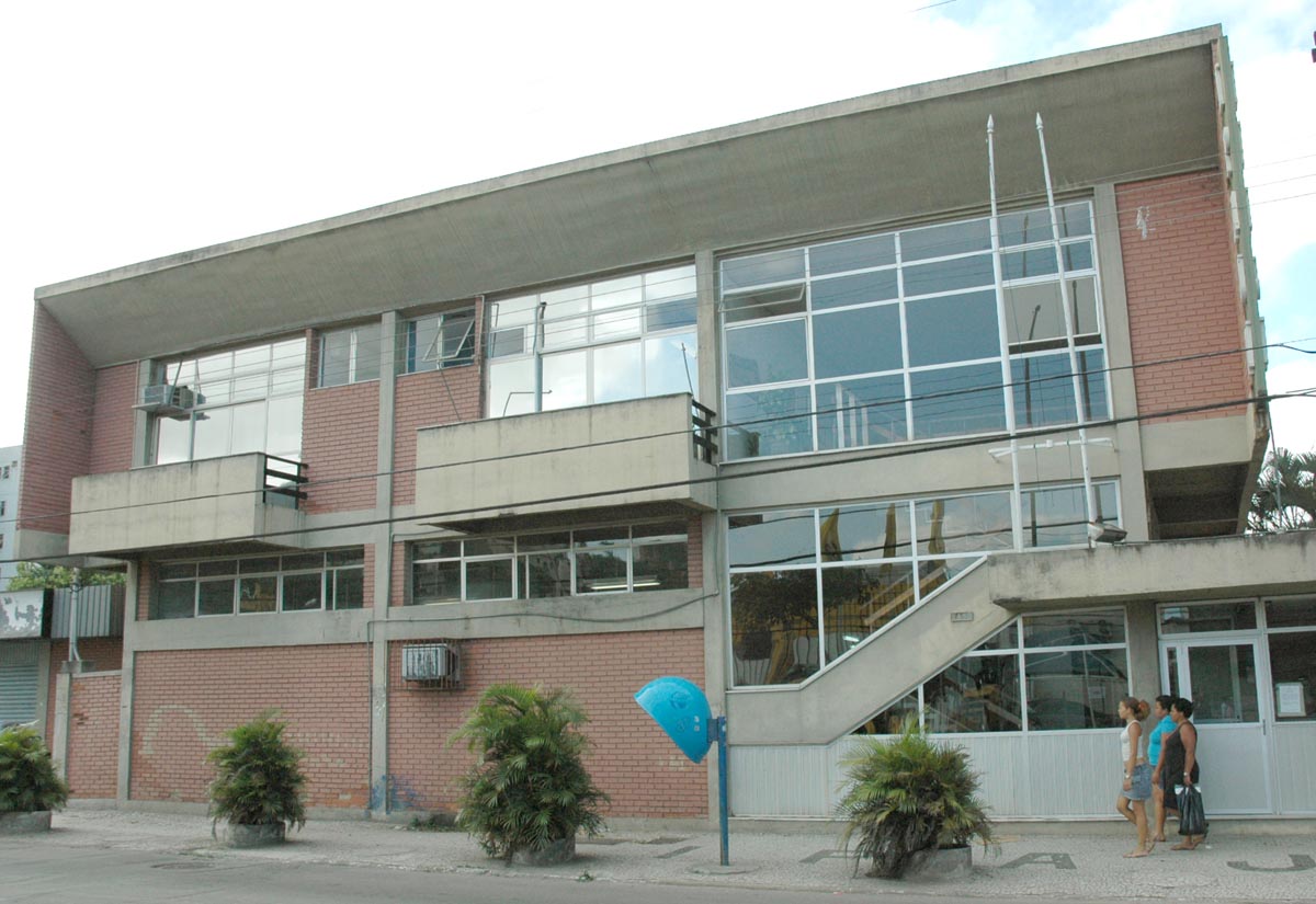 Sede oficial - Prédio localizado na Avenida Vitória